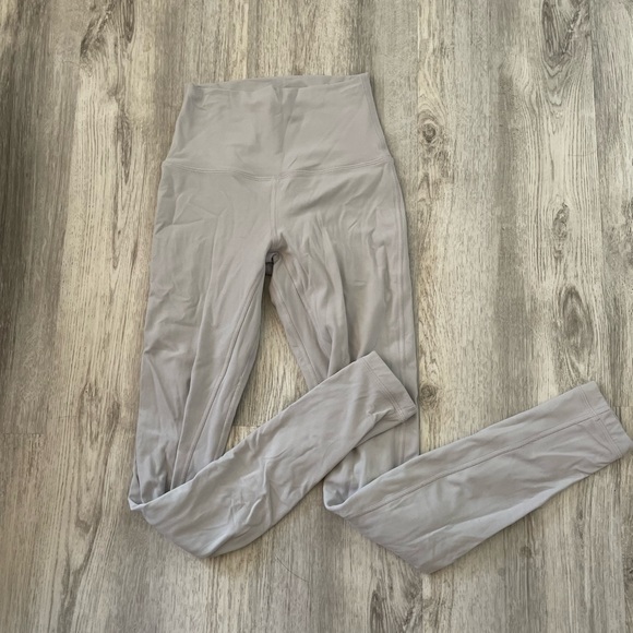 lululemon athletica Pants - Lululemon Align High-Rise Tight 25 in - Size 2